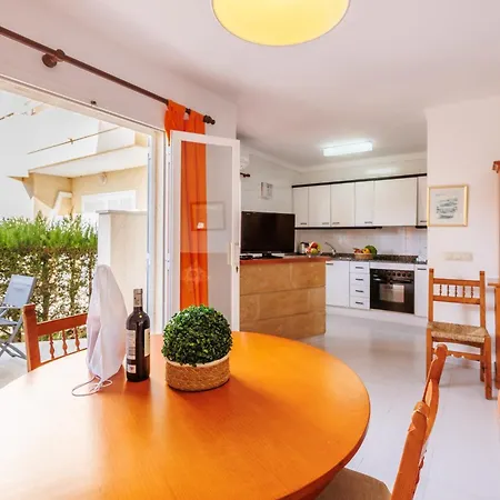 Xiprer, Apartment